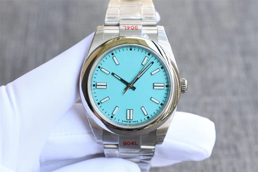 Top Montreal de luxe 41mm men watches 3230 automatic mechanical movement watches super 904L fine steel case strap ice blue luminous 01, Black
Top Montreal de luxe 41mm men watches 3230 automatic mechanical movement watches super 904L fine steel case strap ice blue luminous 01, Black