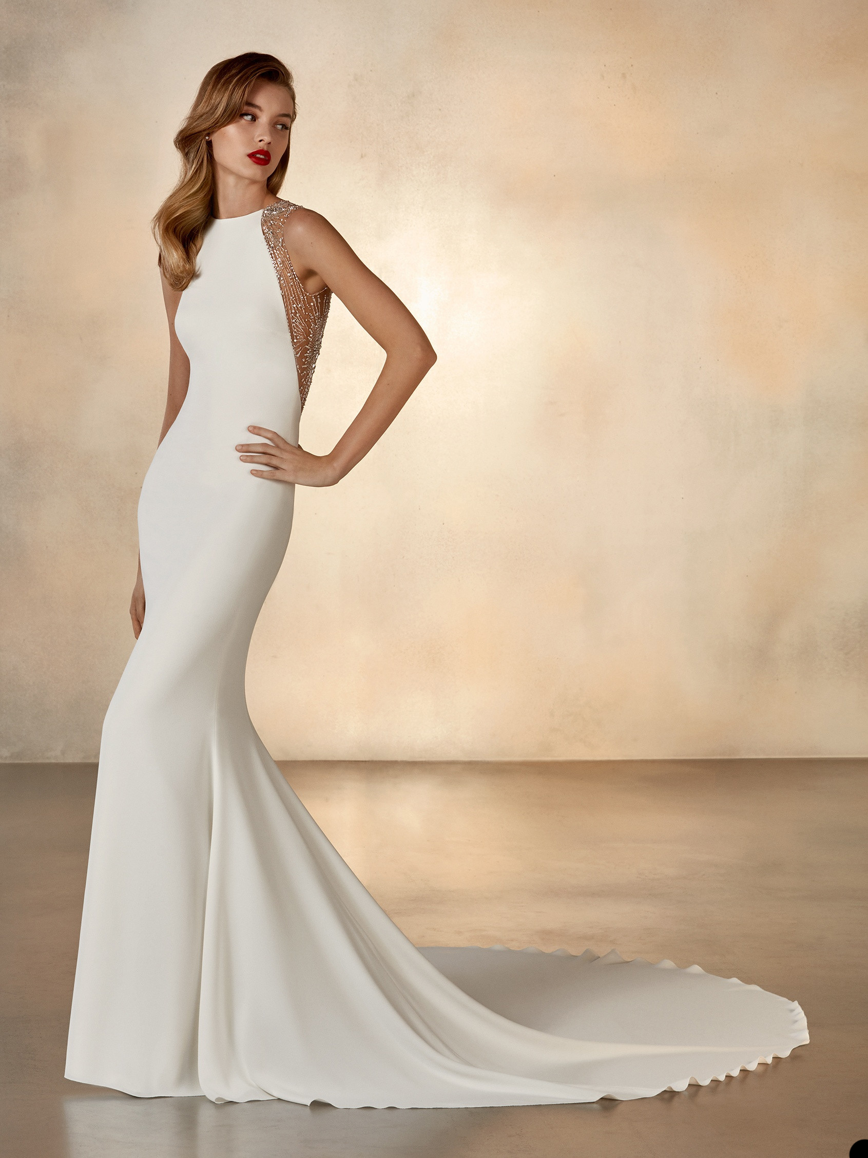 Simple White Mermaid Wedding Dresses Jewel Neck Sleeveless Bridal Gown Button Sequins Beads Dress Arabic Aso Ebi