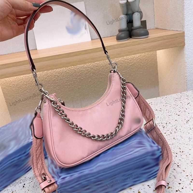 Designer Luxury Women Bag Torys Handbag TB Fashion Inclined Shoulder Bags Versatile Purses Tories Burchs Totes Large Capacity Saddle Coal Wallet 5A High Quality FA, Pink
Designer Luxury Women Bag Torys Handbag TB Fashion Inclined Shoulder Bags Versatile Purses Tories Burchs Totes Large Capacity Saddle Coal Wallet 5A High Quality FA, Pink