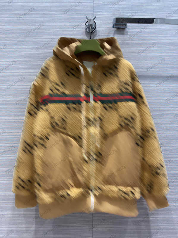 Designer Coat Womens Jacket Full Body Striped Print Bouquet Sleeve Coats Zipper With Open Flap Pull Cord Hooded Outerwear Loose Trend Women Clothes 1970
Designer Coat Womens Jacket Full Body Striped Print Bouquet Sleeve Coats Zipper With Open Flap Pull Cord Hooded Outerwear Loose Trend Women Clothes 1970