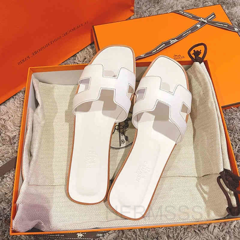 Designer Herme Slippers Ms Oran Sandal Class Version h Family Slippers Womens 2022 Summer Pure Handmade Flip Flops Real Lea, Pink blue
Designer Herme Slippers Ms Oran Sandal Class Version h Family Slippers Womens 2022 Summer Pure Handmade Flip Flops Real Lea, Pink blue
