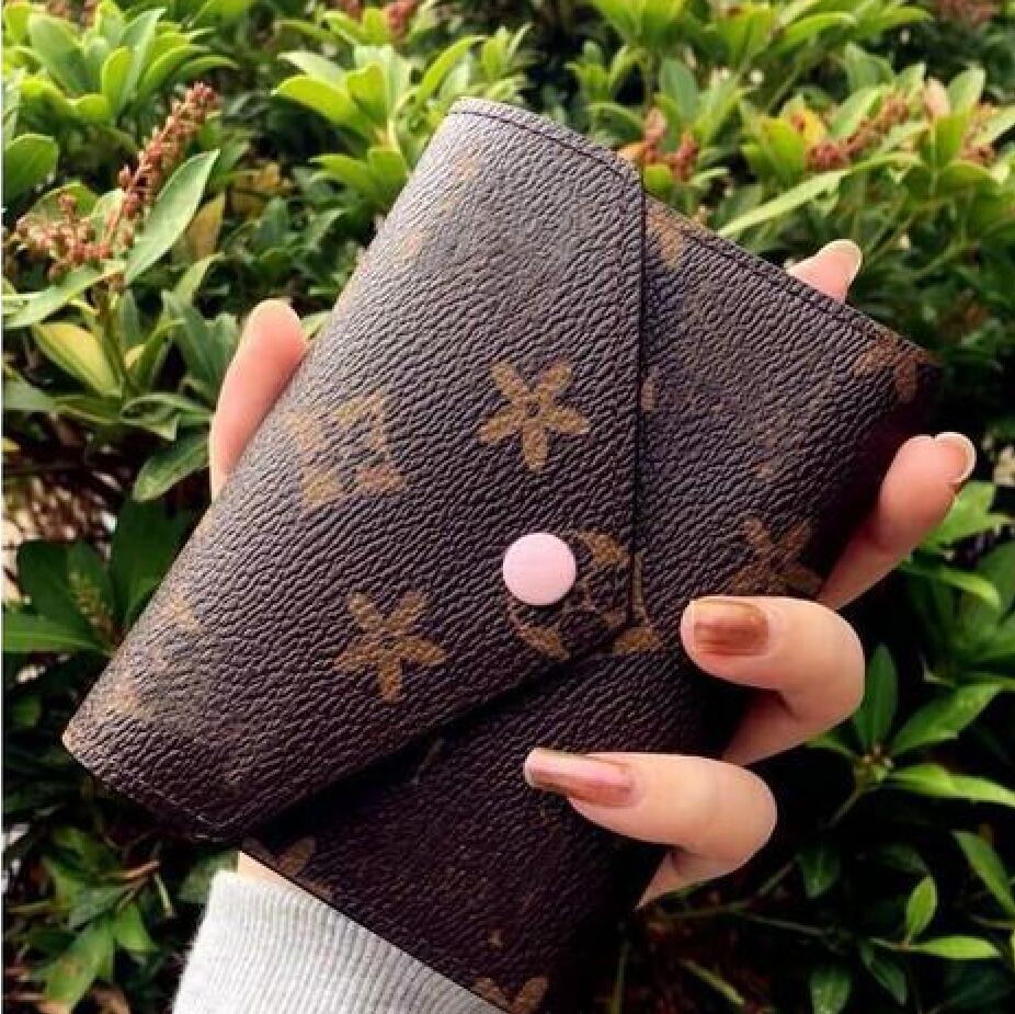 Fashion wallets Coin Purse women Card Holder leather Designer Wallet Crossbody Bag Brown flower classic single zipper, Pink
Fashion wallets Coin Purse women Card Holder leather Designer Wallet Crossbody Bag Brown flower classic single zipper, Pink