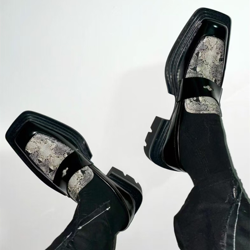 Thick accessories shoes and bottom non-slip outsole square head sports brand designer casual men and women technical mesh calfskin, As pic
Thick accessories shoes and bottom non-slip outsole square head sports brand designer casual men and women technical mesh calfskin, As pic