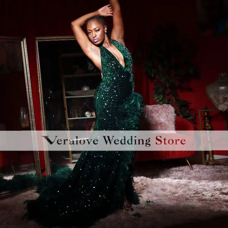 Dark Green Beaded Collection Prom Dresses 2022 Halter Neck Sequins Feathers Sexy Slit Mermaid Evening Gowns Formal Party Dresses