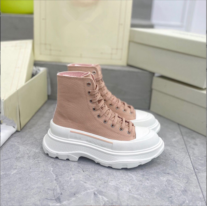Designer Boots Tread Slick Low High Espadrilles Casual Canvas Shoes Boots Lace Up Leather Luxury Women Men For White Black Trainer Platform Sneakers Trainers, Low sneakers
Designer Boots Tread Slick Low High Espadrilles Casual Canvas Shoes Boots Lace Up Leather Luxury Women Men For White Black Trainer Platform Sneakers Trainers, Low sneakers