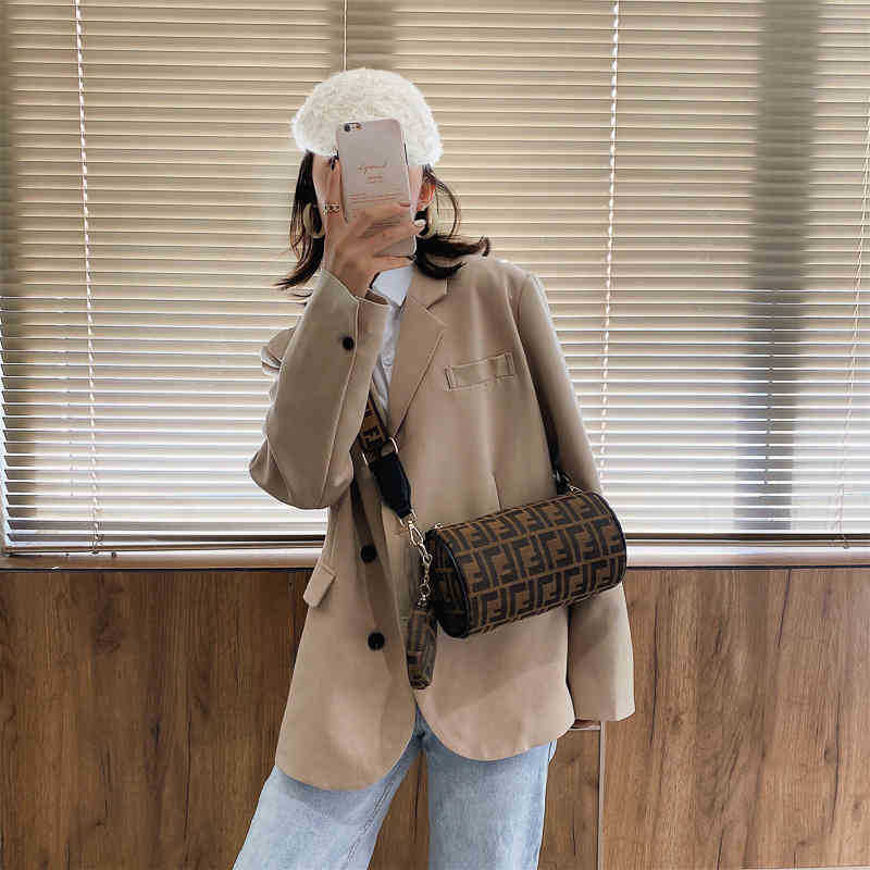 Handbag bags ladies bags Boston women's wide belt messenger net red versatile canvas cylinder pillow bagID8A factory wholesale 70% off, Coffee xinjiang tibet qinghai
Handbag bags ladies bags Boston women's wide belt messenger net red versatile canvas cylinder pillow bagID8A factory wholesale 70% off, Coffee xinjiang tibet qinghai