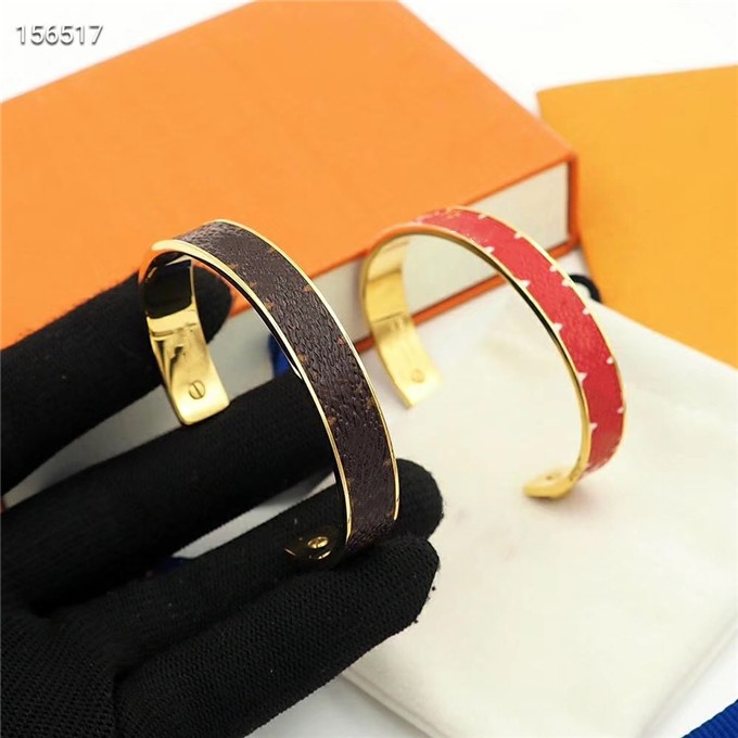 Designer H Letter Bangle Luxury Brand Enamel Bracelets Men and Women Fashion Bracelets Everyday Accessories
Designer H Letter Bangle Luxury Brand Enamel Bracelets Men and Women Fashion Bracelets Everyday Accessories