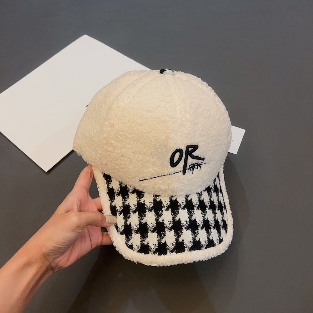 Luxury Cashmere BallCaps Designer Caps Skull for Man Woman Winter Hats Color Houndstooth Style
Luxury Cashmere BallCaps Designer Caps Skull for Man Woman Winter Hats Color Houndstooth Style