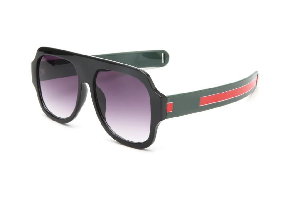 0225 Glasses Designer Sunglasses Women Fashion Frameless Rectangle Coating Buffalo Horn Sunglass UV400 Evidence Eyeglass Mens Eyewear Eyelgasse
0225 Glasses Designer Sunglasses Women Fashion Frameless Rectangle Coating Buffalo Horn Sunglass UV400 Evidence Eyeglass Mens Eyewear Eyelgasse