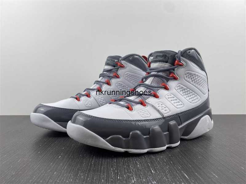 OG basketball shoes 1s 12s 5s 6s low Men trainers sports Sneakers quality with size 4-13
OG basketball shoes 1s 12s 5s 6s low Men trainers sports Sneakers quality with size 4-13