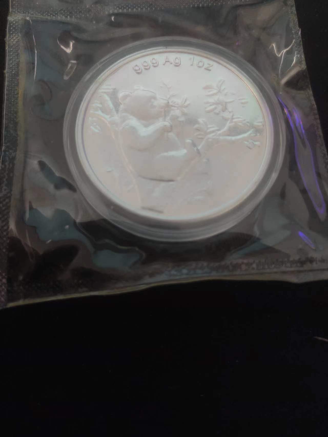 Details Arts and Crafts about 99.99% Chinese shanghai mint 1 oz Ag.999 silver coin- panda 2022
Details Arts and Crafts about 99.99% Chinese shanghai mint 1 oz Ag.999 silver coin- panda 2022