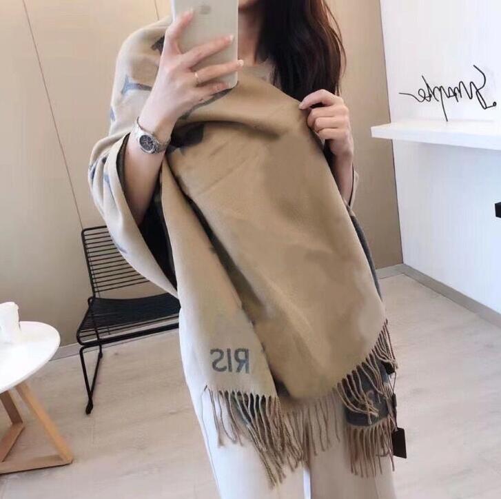 2022 New Luxury V Scarf Cashmere Thick Shawl Women Long Winter Wram Pashmina Wraps Hijab with Tassel Bufanda Foulard 2022 aimeishopping
2022 New Luxury V Scarf Cashmere Thick Shawl Women Long Winter Wram Pashmina Wraps Hijab with Tassel Bufanda Foulard 2022 aimeishopping