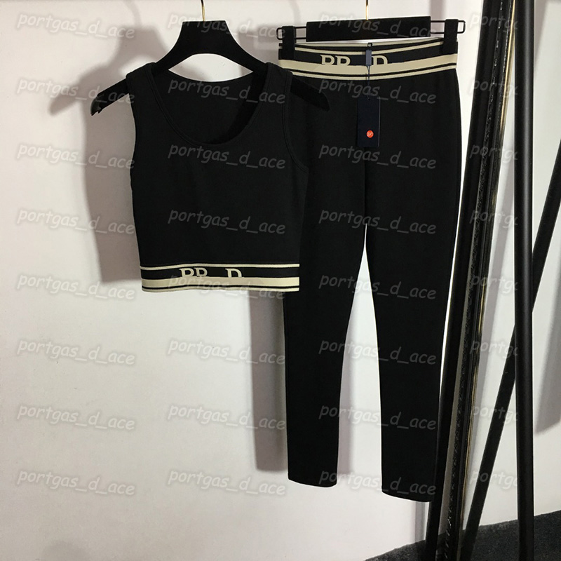 Letters Womens Tracksuit Summer Sleeveless Padded Sportswear Fashion Black Yoga Outfits, White with label#
Letters Womens Tracksuit Summer Sleeveless Padded Sportswear Fashion Black Yoga Outfits, White with label#