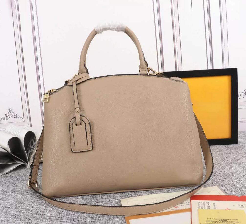 Genuine Leather Bags Women Fashion Handbags Shoulder Messenger Bag PETIT PALAIS Tote GRAND PALAIS Satchel, Packaging bags
Genuine Leather Bags Women Fashion Handbags Shoulder Messenger Bag PETIT PALAIS Tote GRAND PALAIS Satchel, Packaging bags