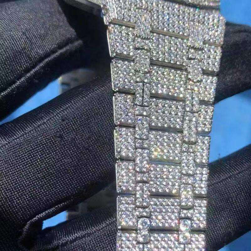 CZ Diamonds Watch luxury Mens watches Automatic CAL.3120 movement Full Iced Out Watches wristwatches with box and papers, Only box and papers
CZ Diamonds Watch luxury Mens watches Automatic CAL.3120 movement Full Iced Out Watches wristwatches with box and papers, Only box and papers