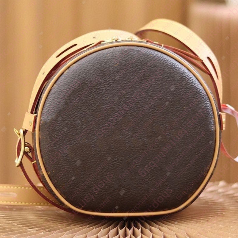 Fashion Designer Women Shoulder bag Luxury genuine leather Circular Cross body Clutch handbag hobo Presbyopic
Fashion Designer Women Shoulder bag Luxury genuine leather Circular Cross body Clutch handbag hobo Presbyopic