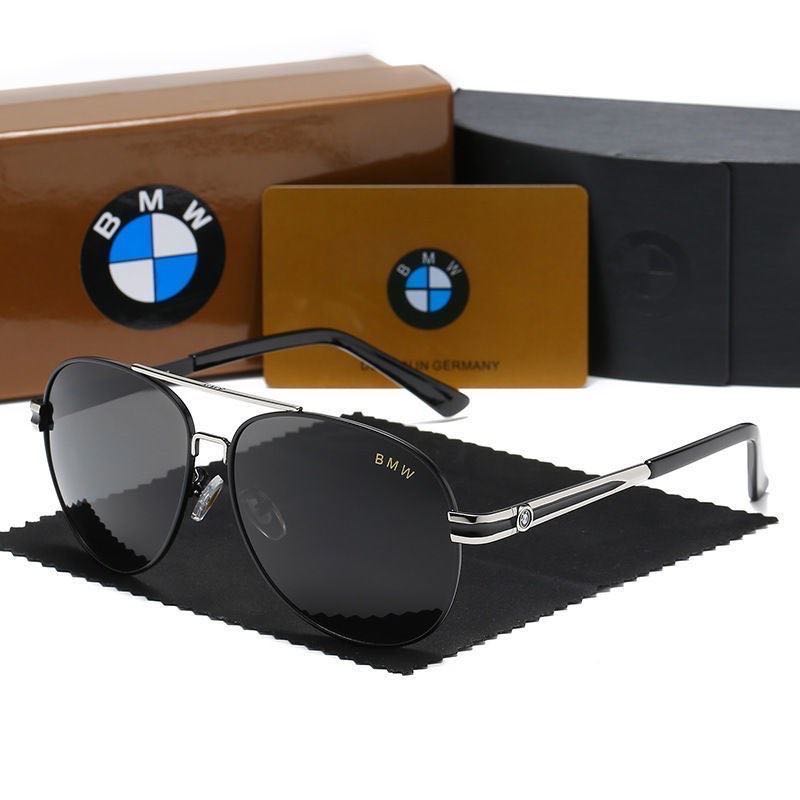 Sunglasses men's anti-UV 2022 new HD polarized sunglasses drivers special toad mirror BMW models glasses
Sunglasses men's anti-UV 2022 new HD polarized sunglasses drivers special toad mirror BMW models glasses