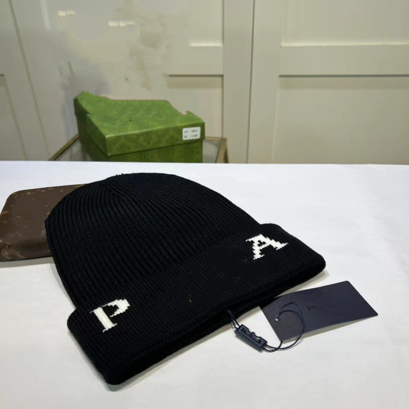 Designer Brand Men's Luxury Beanie Women's Fashion Trend Retro Classic P Letter Autumn Winter Outdoor Warm Knit Hat
Designer Brand Men's Luxury Beanie Women's Fashion Trend Retro Classic P Letter Autumn Winter Outdoor Warm Knit Hat