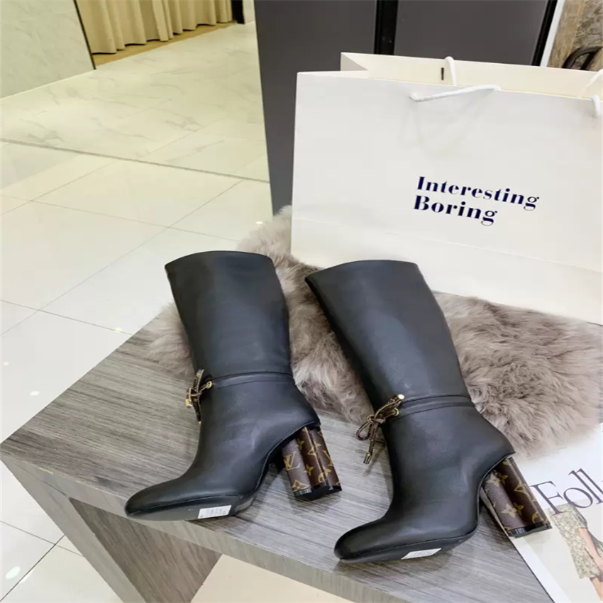 Fur boots snow luxury designer women winter leather classic kneel long ankle black grey chestnut coffee warm bow womens 35-40, Brown
Fur boots snow luxury designer women winter leather classic kneel long ankle black grey chestnut coffee warm bow womens 35-40, Brown