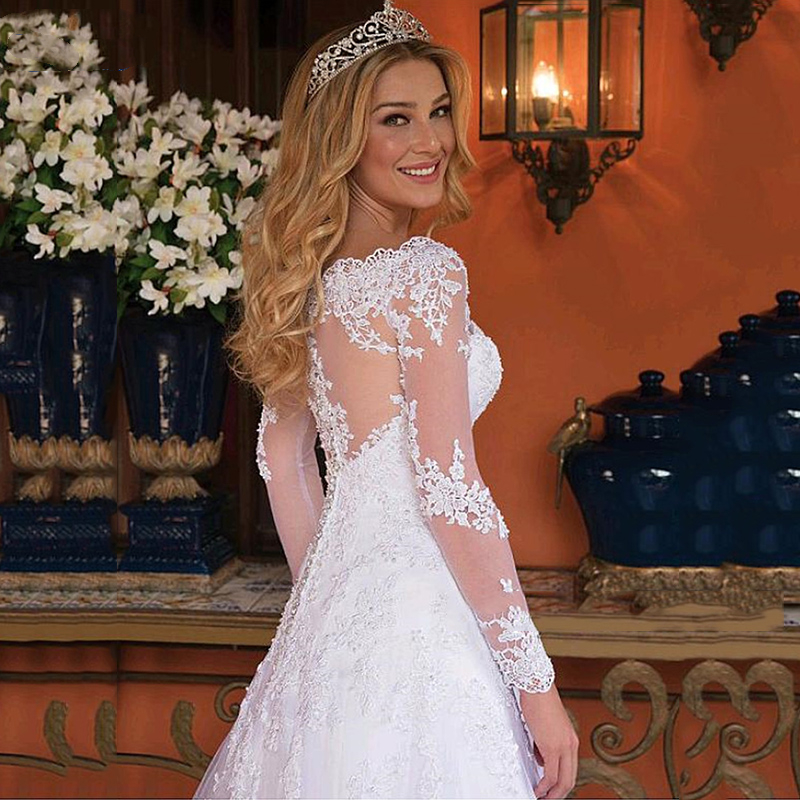 Vintage A-Line Wedding Dresses Long Sleeves Lace Appliques White Ivory Robe De Mariee Illusion Elegant Bridal Gowns Bride Wear Chapel Garden