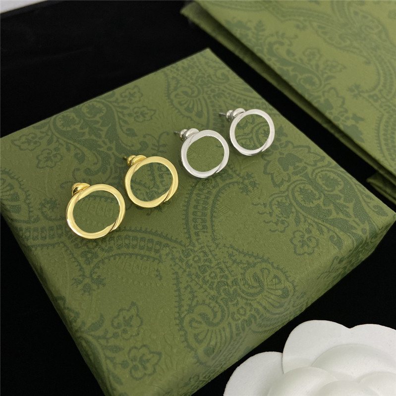 Vintage Glossy Golden Silver Earrings Charm Interlocking Letters Designer Ear Studs Embossed Stamp Dangler With Box
Vintage Glossy Golden Silver Earrings Charm Interlocking Letters Designer Ear Studs Embossed Stamp Dangler With Box