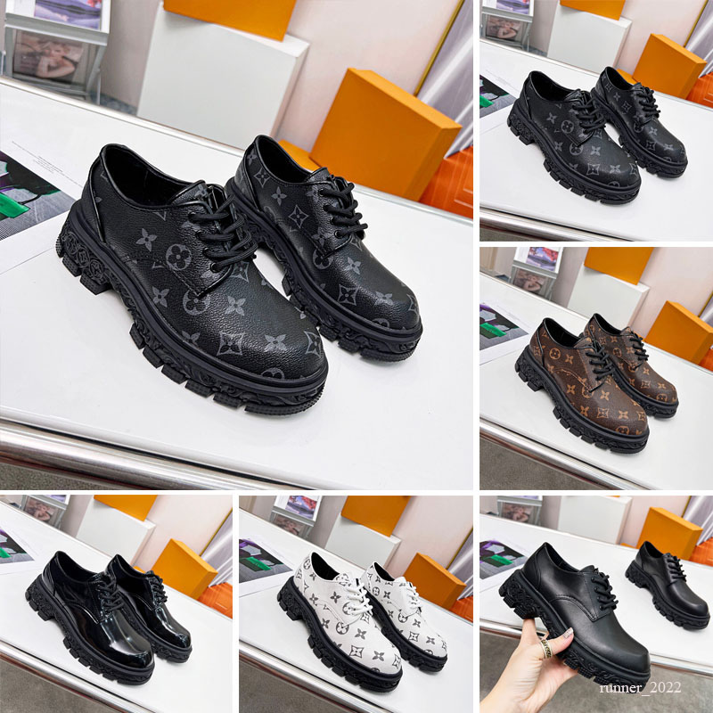 Luxury High-Heeled Ankle Chelsea boots lacquered heel pointed toes mesh pull-on Leather Outsole Booties Women Designer shoes Factory Footwear, Color 1
Luxury High-Heeled Ankle Chelsea boots lacquered heel pointed toes mesh pull-on Leather Outsole Booties Women Designer shoes Factory Footwear, Color 1