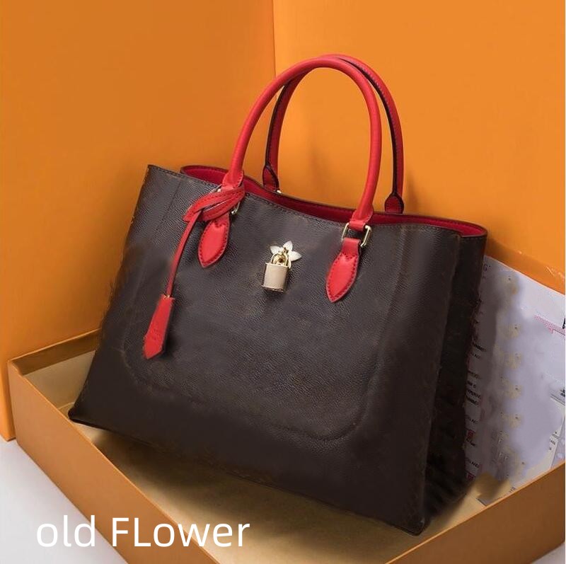 Designers Bags Shopping Bag Women Handbag Messenger Bags Crossbody Clutch Handbags LVs
Designers Bags Shopping Bag Women Handbag Messenger Bags Crossbody Clutch Handbags LVs