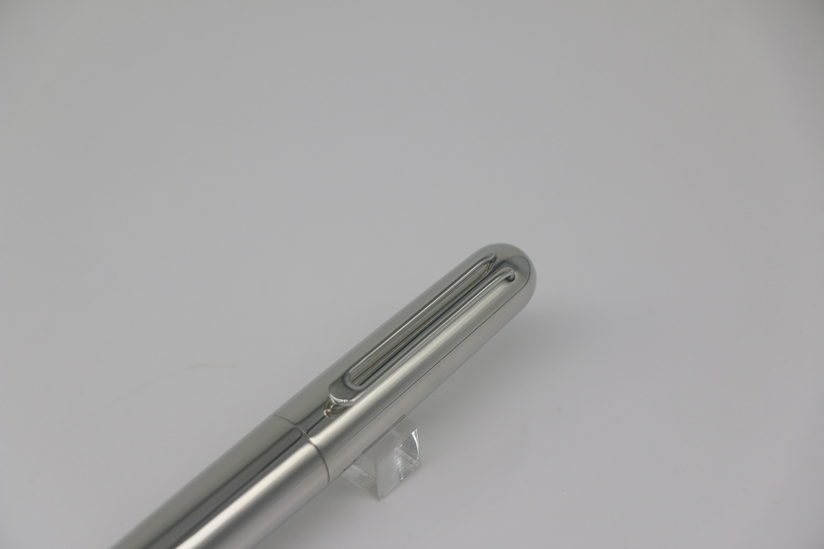 Classi Metal silver Roller pen M Magnetic lid for school office stationery writing perfect gift