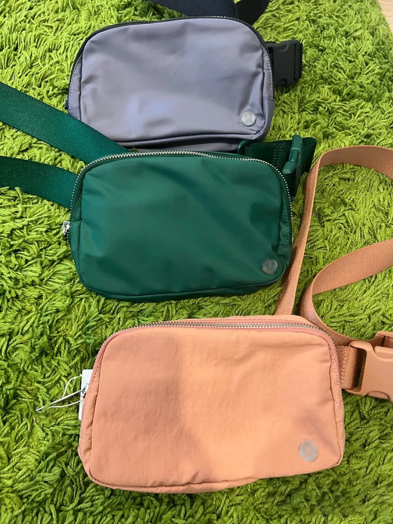Luxury Designer Fleece everywhere lulul belt Waist Bag Waistpacks totes Womens mens bumbag bum chest yoga handbag wallet fanny pack Nylon CrossBody Shoulder bags, Customize
Luxury Designer Fleece everywhere lulul belt Waist Bag Waistpacks totes Womens mens bumbag bum chest yoga handbag wallet fanny pack Nylon CrossBody Shoulder bags, Customize