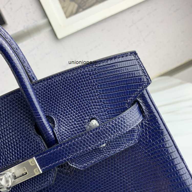 Herme Birkin Women Bags High End Indonesian Lizard Leather Bag Royal Blue 25 Silver Buckle Pure Handmade Handbag Large capacity ayw, Sky blue
Herme Birkin Women Bags High End Indonesian Lizard Leather Bag Royal Blue 25 Silver Buckle Pure Handmade Handbag Large capacity ayw, Sky blue
