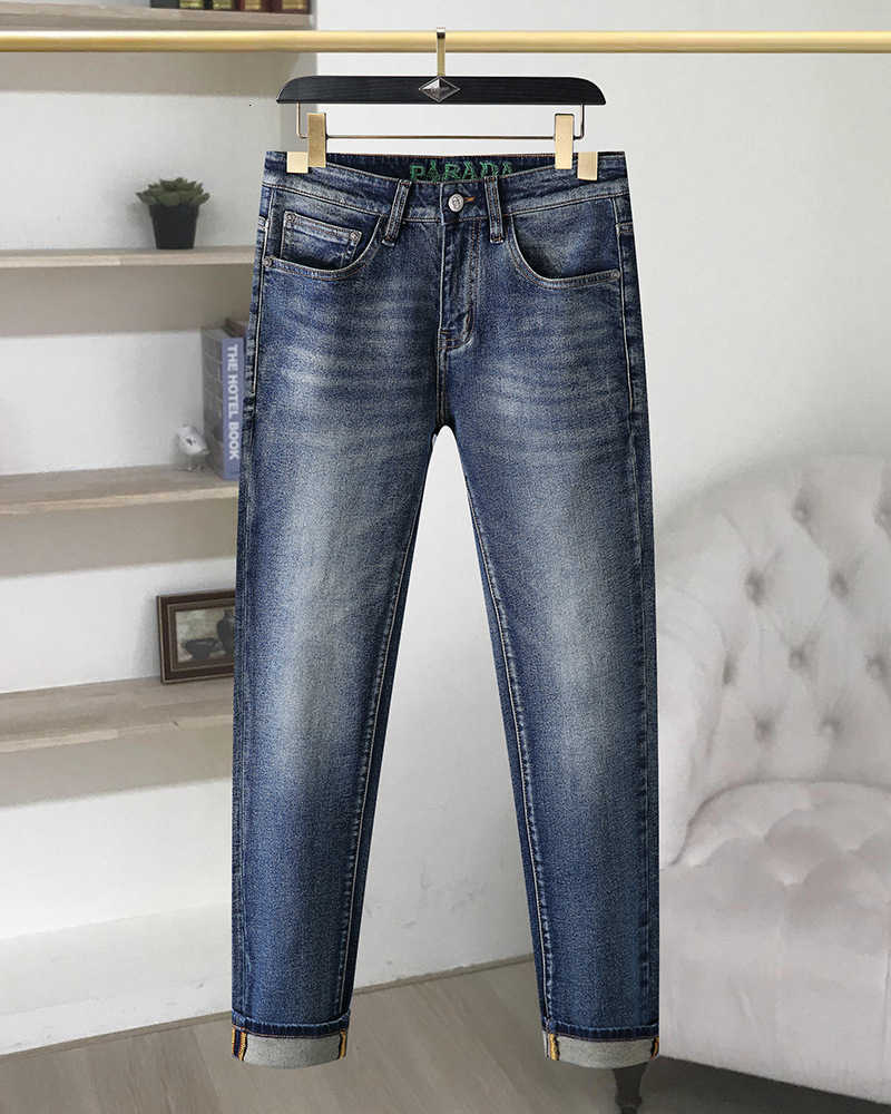 Jeans Men's 2022 High End Fashion Brand Jeans Men's Slim Leggings Elastic Autumn and Winter Small Straight PantsICMG, Blue
Jeans Men's 2022 High End Fashion Brand Jeans Men's Slim Leggings Elastic Autumn and Winter Small Straight PantsICMG, Blue