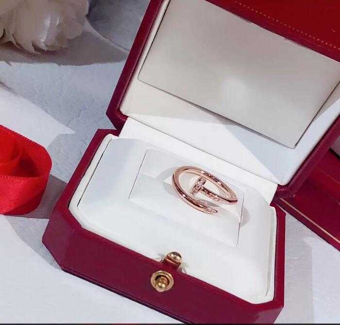 Band Rings 2022 love screw ring mens rings classic luxury designer jewelry women Titanium steel Alloy Gold-Plated Gold Silver Rose
Band Rings 2022 love screw ring mens rings classic luxury designer jewelry women Titanium steel Alloy Gold-Plated Gold Silver Rose