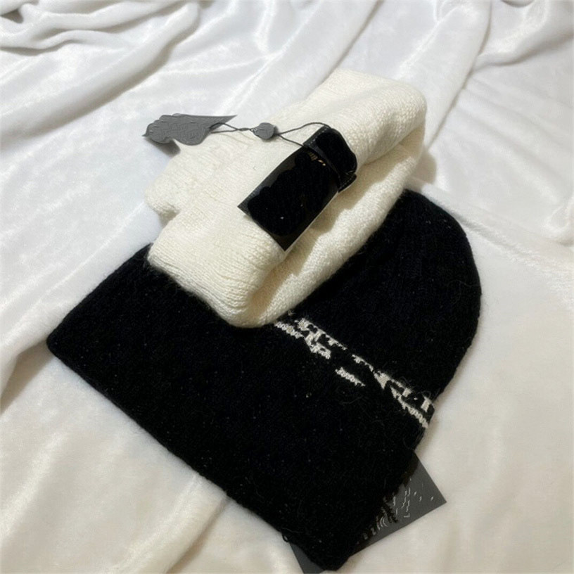 22ss The New Knitted Hat Designer Beanie Cap Mens Fitted Hats Unisex Cashmere Letters Casual Skull Caps Outdoor Fashion Classic Warm Hat 10 Colors 6688
22ss The New Knitted Hat Designer Beanie Cap Mens Fitted Hats Unisex Cashmere Letters Casual Skull Caps Outdoor Fashion Classic Warm Hat 10 Colors 6688