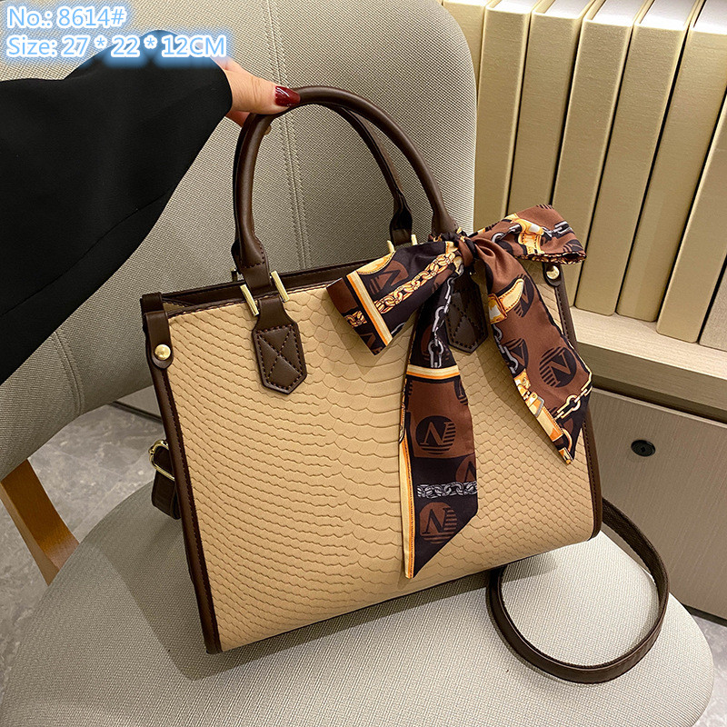 Wholesale factory ladies shoulder bags 5 color geometric pattern retro handbag sweet ribbon bow women bag trend embossed crocodile leather tote bag, Brown-8614#
Wholesale factory ladies shoulder bags 5 color geometric pattern retro handbag sweet ribbon bow women bag trend embossed crocodile leather tote bag, Brown-8614#