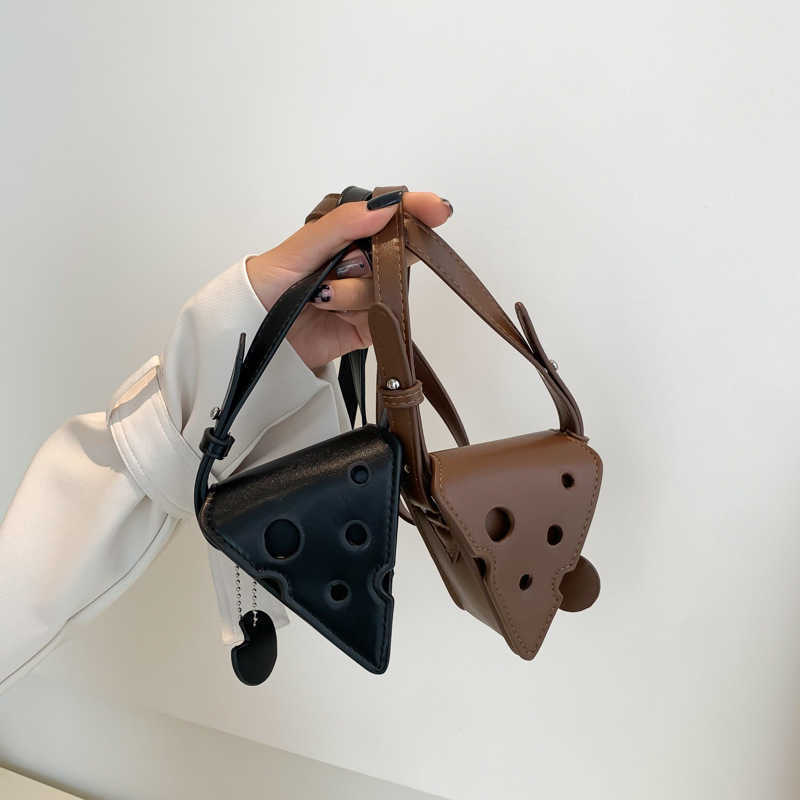 Stuff Sacks Bag Girl 2022 Autumn and Winter New Creative Cheese Fashion Personality Headphone Small Design Crossbody 221129, Beige
Stuff Sacks Bag Girl 2022 Autumn and Winter New Creative Cheese Fashion Personality Headphone Small Design Crossbody 221129, Beige