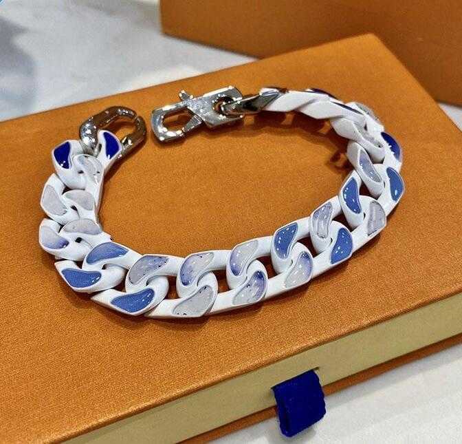 Cuba Bracelet Men Gradient Bangle Unisex Blue Sky Cloud Mens Designer Bracelets Titanium Stainless Steel Jewelry Womens Classic Chain Tide
Cuba Bracelet Men Gradient Bangle Unisex Blue Sky Cloud Mens Designer Bracelets Titanium Stainless Steel Jewelry Womens Classic Chain Tide