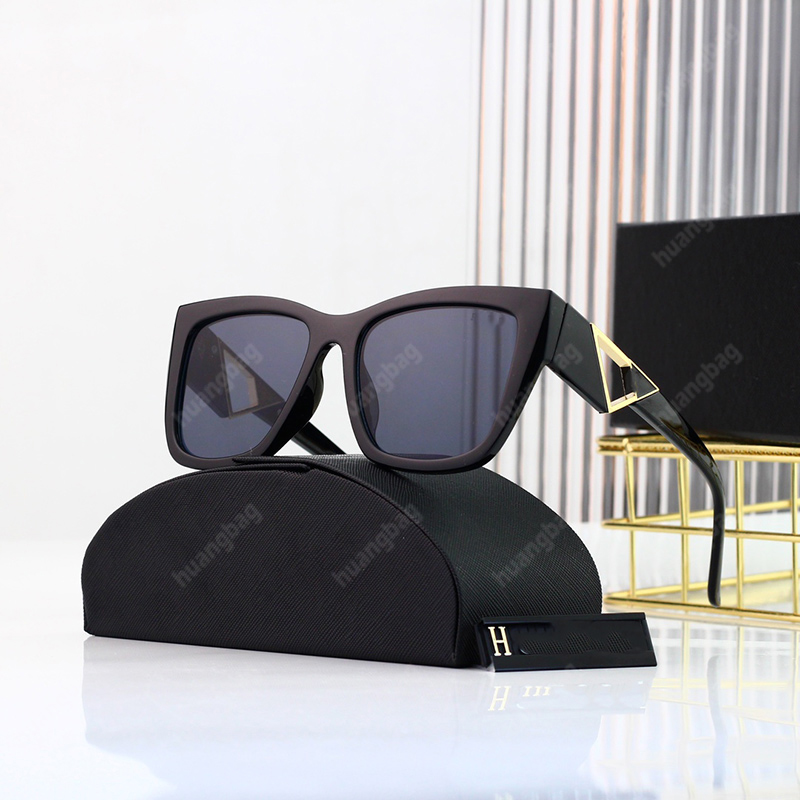 Large Frame Sunglasses Luxury Designer Sunglass for Women Men Glass Fashion Eyewear Classic Sun Glasses Driving Eyewears Outdoor Eye Belts High Quality Ornamental
Large Frame Sunglasses Luxury Designer Sunglass for Women Men Glass Fashion Eyewear Classic Sun Glasses Driving Eyewears Outdoor Eye Belts High Quality Ornamental