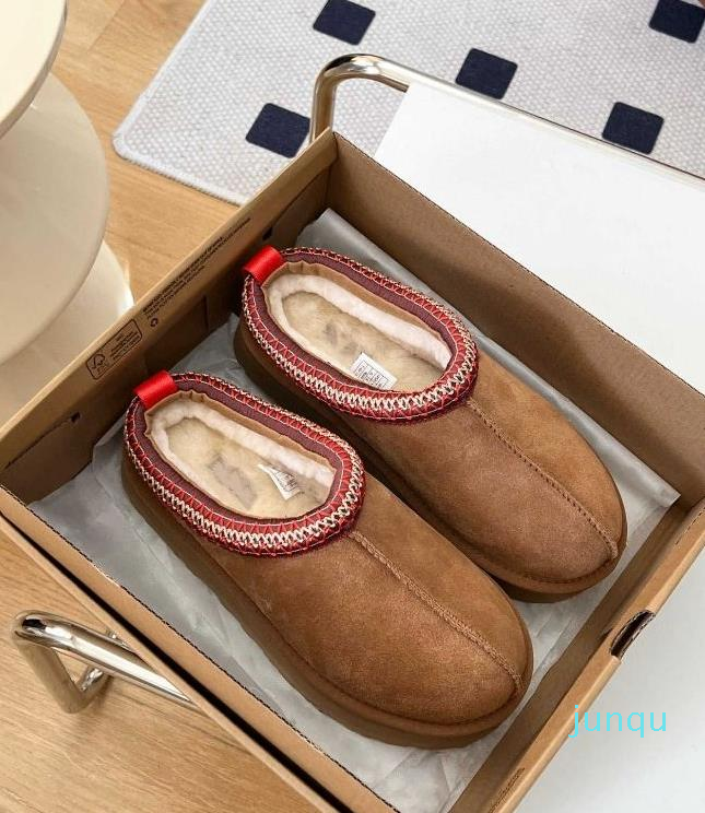 

2022 Hot sell AUSG Platform Woman Winter Boot Designer Ankle Boots Tazz Shoes Chestnut Black Warm Fur Slippers Indoor Booties with card dustbag nice gifts 002