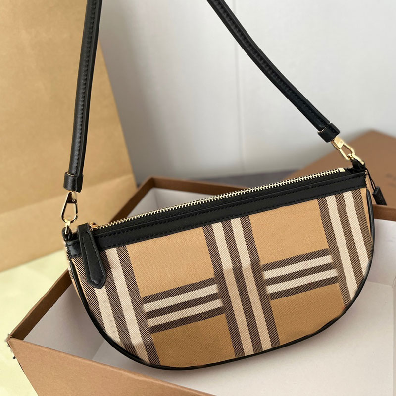 Single Shoulder Bag Classic Check Hobo Half Moon Hobos Armpit Bags Women Handbags Purse Hand Tote Canvas Genuine Leather Wallets Key Pouch, Just a box
Single Shoulder Bag Classic Check Hobo Half Moon Hobos Armpit Bags Women Handbags Purse Hand Tote Canvas Genuine Leather Wallets Key Pouch, Just a box
