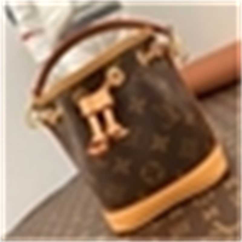 Designer M81266 Nano Noe Presbyopic Bucket Bag Women Totes Handbags Bags Shoulder Clutches Backpacks Pouches Wallets, Picture show
Designer M81266 Nano Noe Presbyopic Bucket Bag Women Totes Handbags Bags Shoulder Clutches Backpacks Pouches Wallets, Picture show
