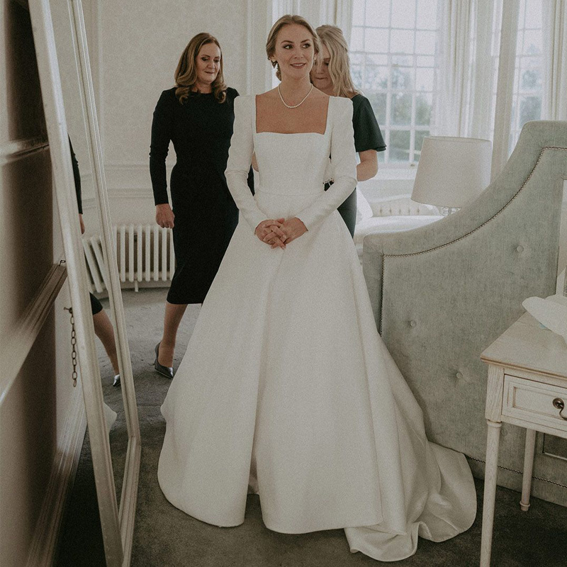 A Line Wedding Dresses Square Neck Boho Bridal Gowns Long Sleeve Satin Country Novia De Mariage Hollow Back 0516