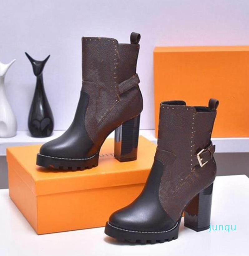 Designer Heels Boots Fashion Leather Women Autumn Winter Shoes Letters bd Louise''Viuton UCN 005
Designer Heels Boots Fashion Leather Women Autumn Winter Shoes Letters bd Louise''Viuton UCN 005