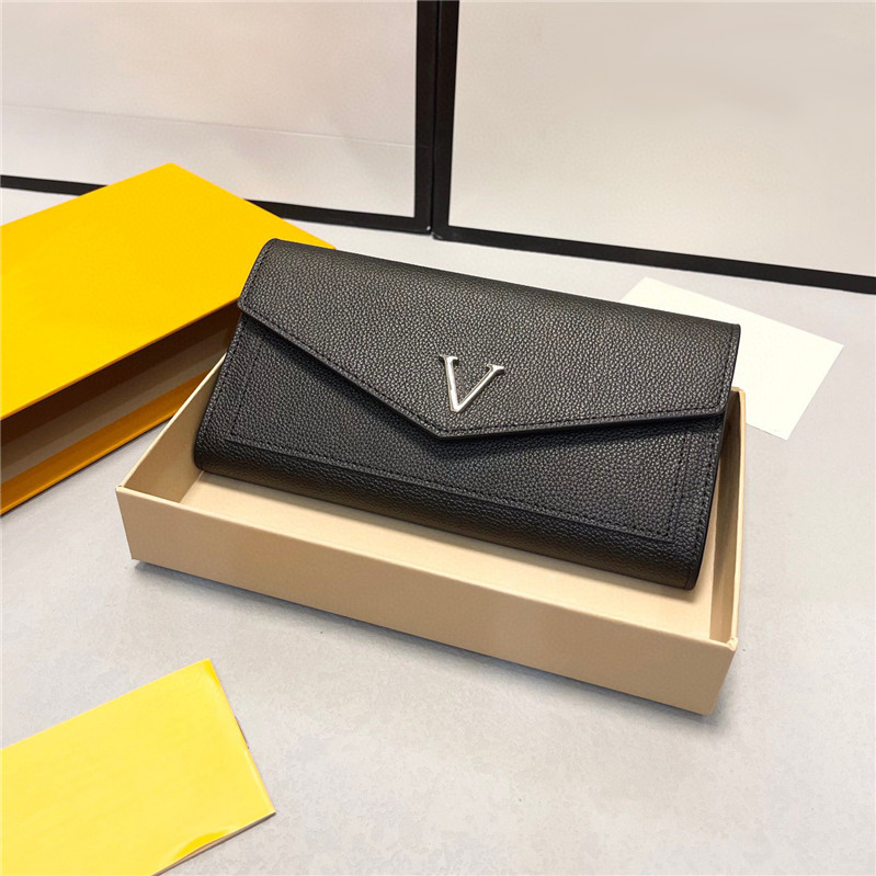 Stylish Letter Buckle Calfskin Wallets Unisex Envelope Money Clips Mylockme Interior Slot Pocket Purse Men Women Business Wallets With Box, 1/with box
Stylish Letter Buckle Calfskin Wallets Unisex Envelope Money Clips Mylockme Interior Slot Pocket Purse Men Women Business Wallets With Box, 1/with box