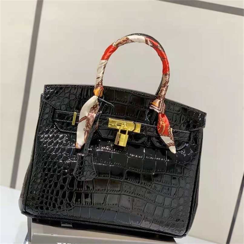 Crocodile Designer Birkin Bags Herms pattern bag leather womens bag 2021 new fashion color contrast fashion versatile atmosphere portable s, Black
Crocodile Designer Birkin Bags Herms pattern bag leather womens bag 2021 new fashion color contrast fashion versatile atmosphere portable s, Black