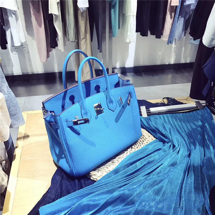 Designers Handbags Herme Birkins Bags French Luxury Sky Blue Lychee Grain Leather Lady Bright Soft Handbag Sheet Large Capacity Ayw, Blue2
Designers Handbags Herme Birkins Bags French Luxury Sky Blue Lychee Grain Leather Lady Bright Soft Handbag Sheet Large Capacity Ayw, Blue2