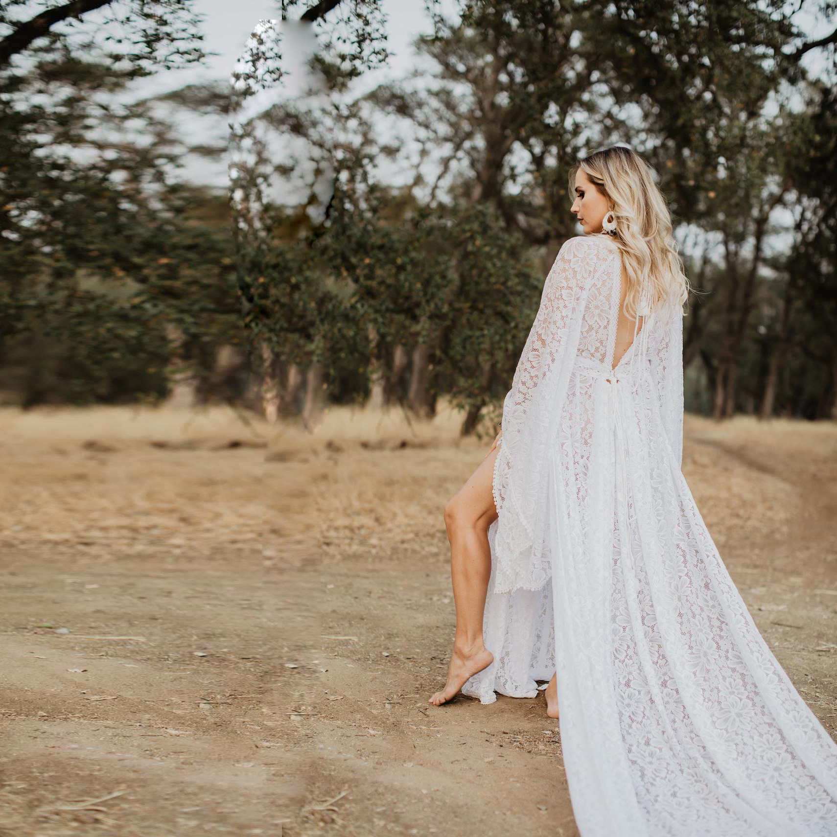 Sexy Summer Beach Lace Wedding Dress 2023 For Bride V-neck Slit Long Butterfly Sleeves Boho Bridal Gowns Custom Made Vestidos De Noiva