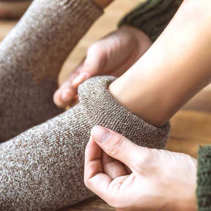 Sports Socks 1-5Pairs/Pack Winter Thick Wool Knitted Innner Flushing Soft Warm Sock Women Men Floor male Mid Tube Stocking Sox L221026