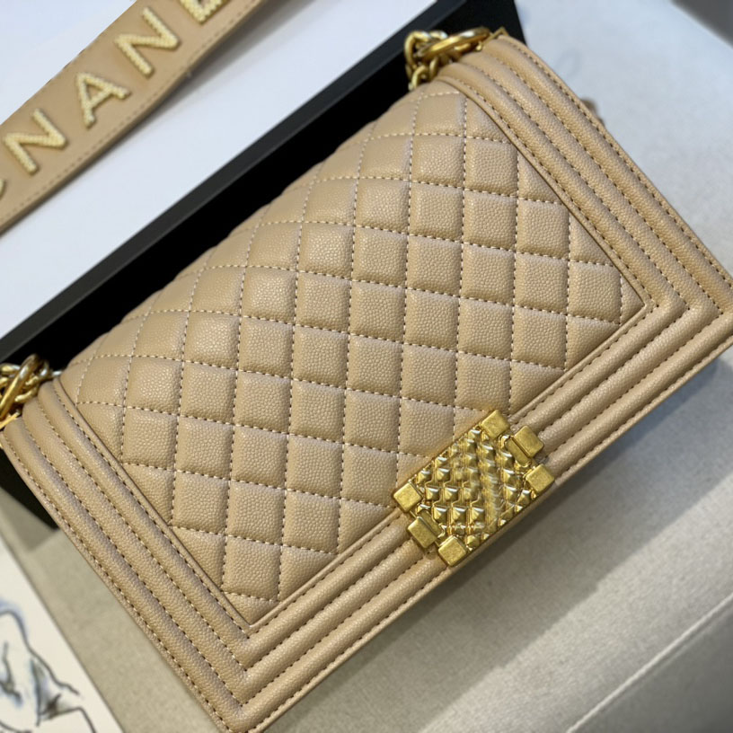 Womens Classic Flap Quilted Boy Calfskin Bags Caviar Leather With Letter Strap Shoulder Purse Gold Metal Chain Crossbody Shoulder Lareg Capacity Handbags 25CM, Box
Womens Classic Flap Quilted Boy Calfskin Bags Caviar Leather With Letter Strap Shoulder Purse Gold Metal Chain Crossbody Shoulder Lareg Capacity Handbags 25CM, Box