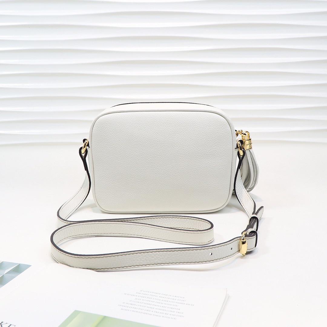 7A Quality Designer BAG Soho Small women crossbody handbags Leather Disco Bag Ringed Messenger Bags Purse 21cm Woman Designer Crossbody Handbag
7A Quality Designer BAG Soho Small women crossbody handbags Leather Disco Bag Ringed Messenger Bags Purse 21cm Woman Designer Crossbody Handbag