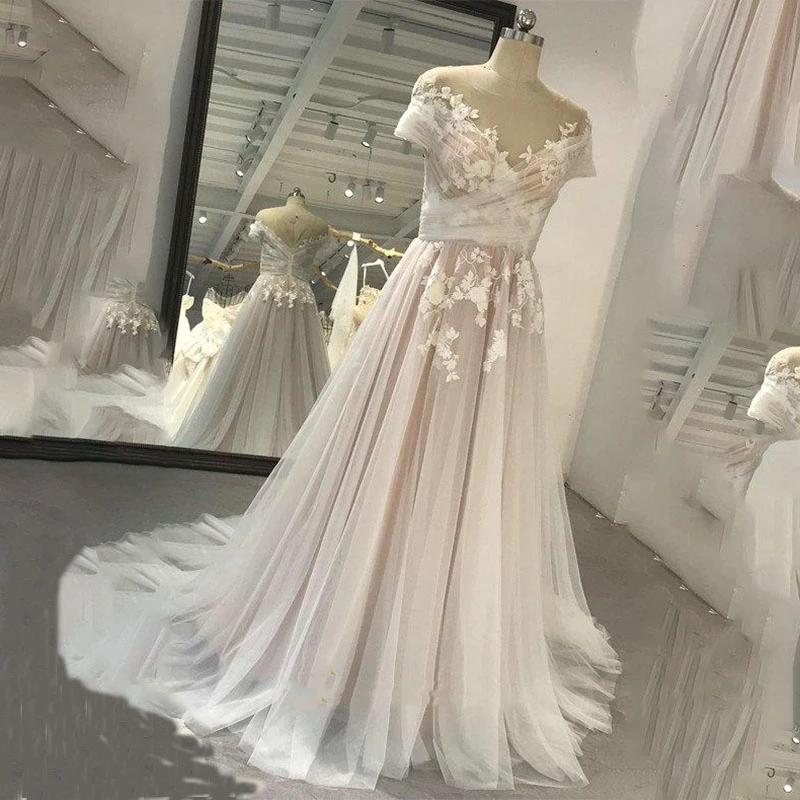 Real Image Elegant A Line Champagne Wedding Dress Appliques Sheer Bateau Neckline Short Sleeve Bridal Gowns Backless Custom Made